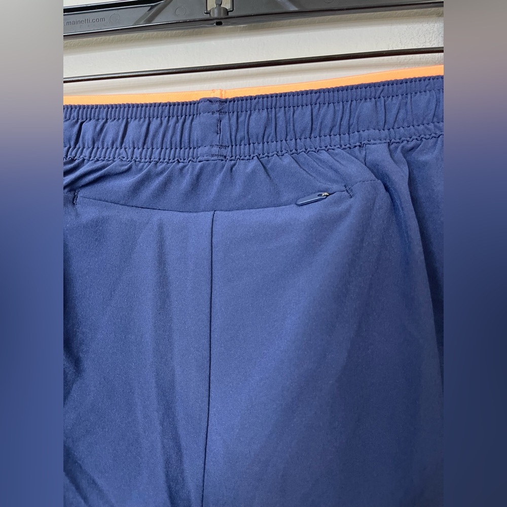 Chubbies NWOt Men’s Ultimate Training Short Exposed Liner The Dino Reps M 5.5” - Picture 8 of 8
